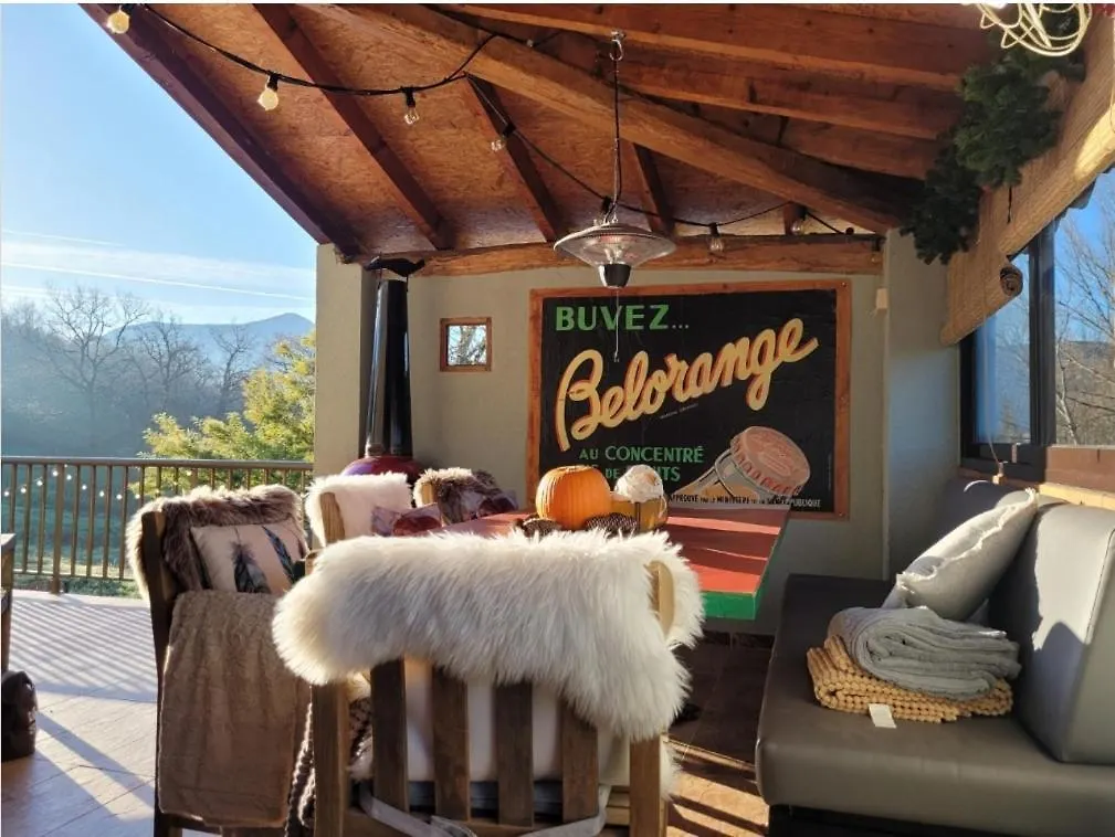 Harveys Homestay - Adults Only Mieres  Country house