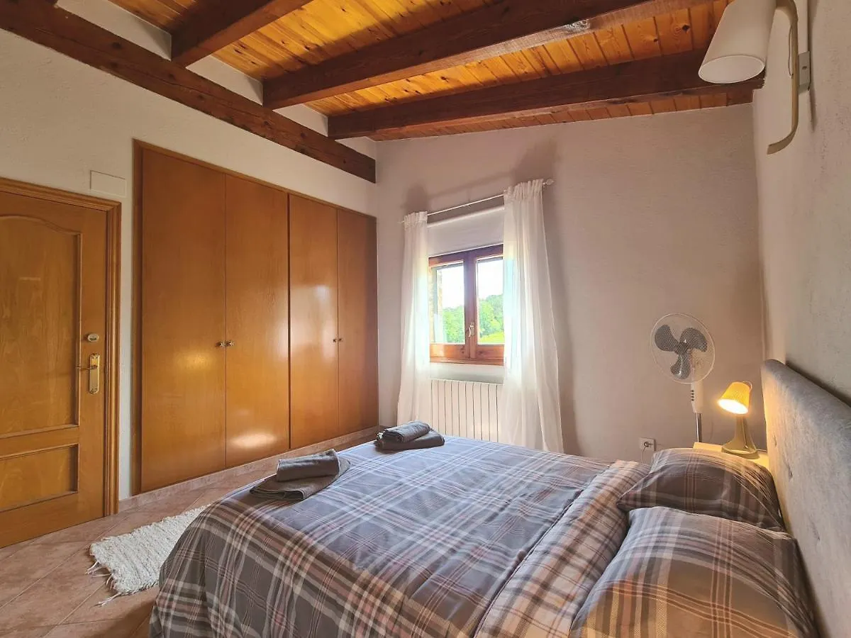 Harveys Homestay - Adults Only Mieres  Country house Mieres (Girona)